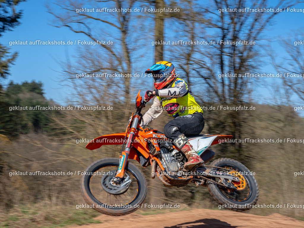 Schweyen040525-28 | Trackshots.de / Fokuspfalz.de - Realisiert mit Pictrs.com