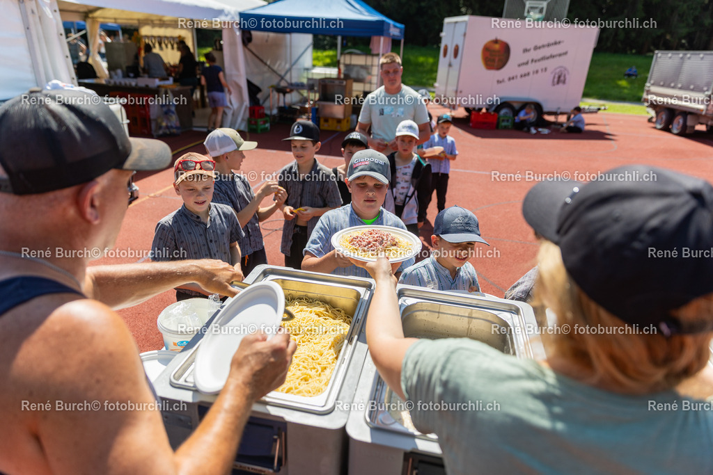 602A0330 | René Burch leidenschaftlicher Fotograf aus Kerns in Obwalden.  Hier finden sie Sport, Landschaft und Natur Fotografie.
 - Realisiert mit Pictrs.com