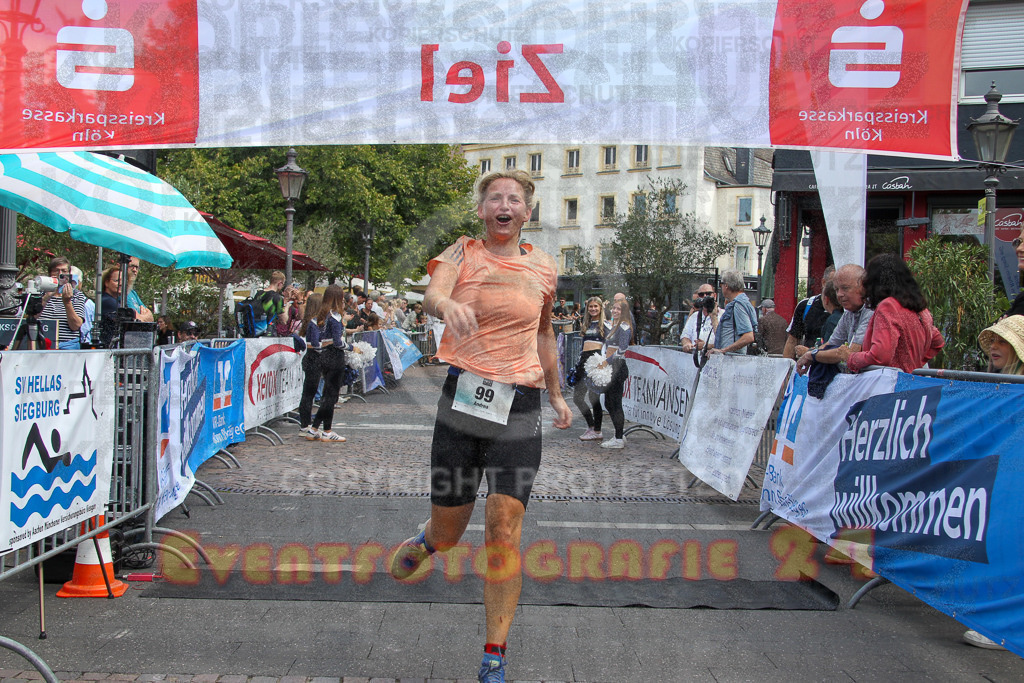 250824_1251_EV4_9575 | Sportfotografie im Rhein-Sieg Kreis, Köln, Bonn, NRW, Rheinland Pfalz, Hessen, etc. Unser Tätigkeitsfeld umfasst den Laufsport vom Volkslauf über den Marathon, Duathlon, Triathon bis zum Ultralauf wie Kölnpfad Ultra oder Schindertrail.