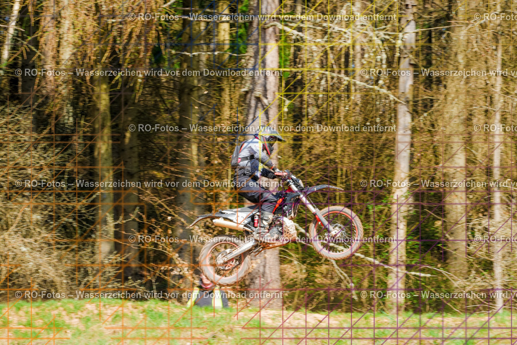 2 Lauf Mernes-261 | Sportfotografie von RO-Fotos: Motorsport, Motocross, Enduro, Laufveranstaltungen und Triathlon. Professionelle Fotos von Sportlern und Events. - Realisiert mit Pictrs.com