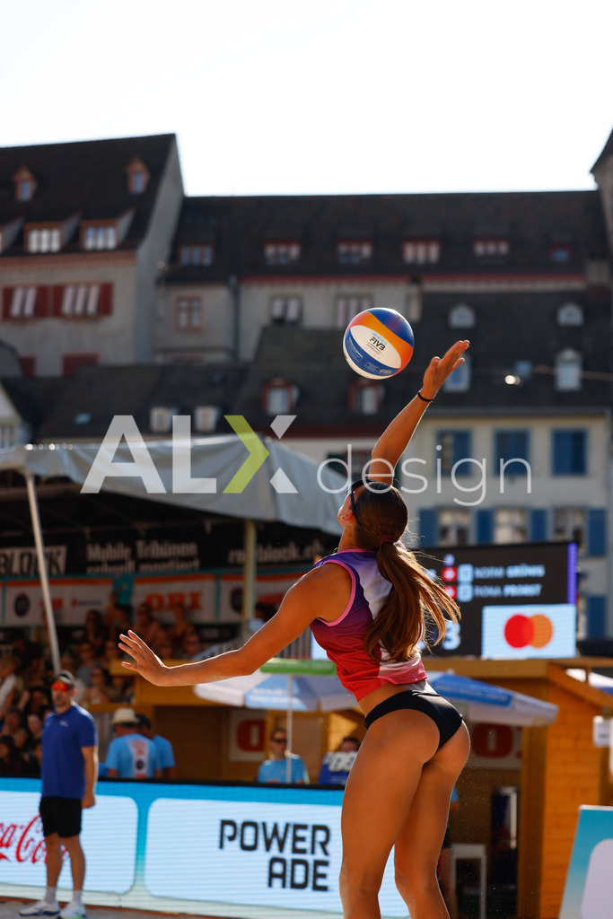 Obi BeachTour 2026 - Basel | BASEL, SWITZERLAND - JULY 17: FIONA PROBST (SUI) serve during the Obi BeachTour 2026 match between WANDELER / STOLZ (SUI) and GRÜNIG / PROBST (SUI) at Barfüsserplatz on July 17, 2026 in Basel, Switzerland. - Realisiert mit Pictrs.com