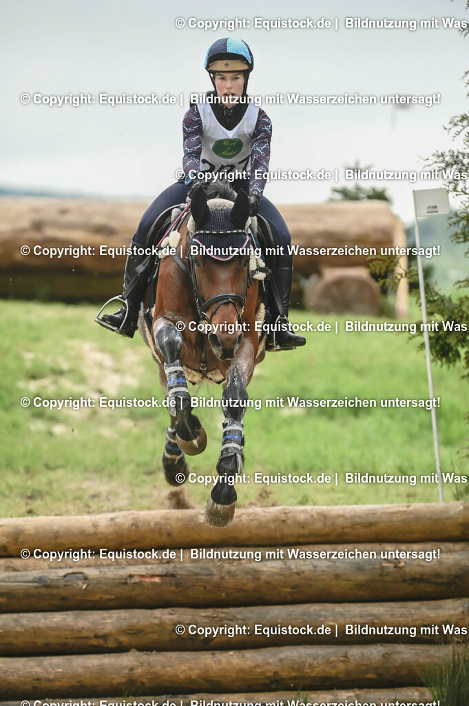 20230513_CCI2_Section2_Gelände_0413 | equistock