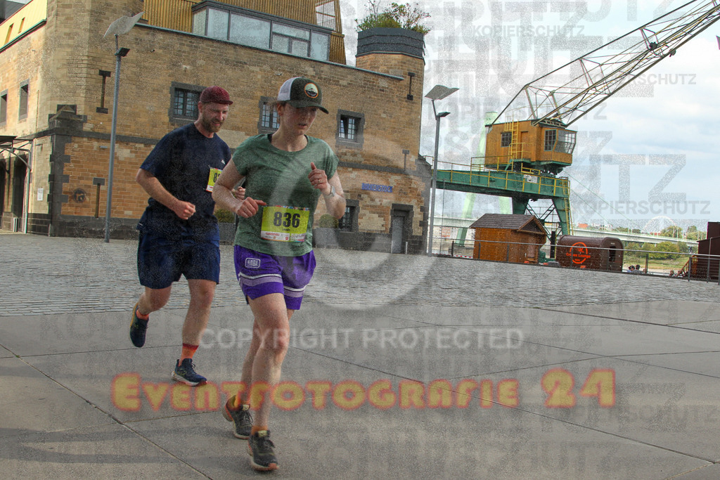 250920_1532_EV4_9091 | Sportfotografie im Rhein-Sieg Kreis, Köln, Bonn, NRW, Rheinland Pfalz, Hessen, etc. Unser Tätigkeitsfeld umfasst den Laufsport vom Volkslauf über den Marathon, Duathlon, Triathon bis zum Ultralauf wie Kölnpfad Ultra oder Schindertrail.