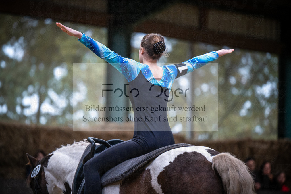 DOS_0029 | Entdecke hochwertige Reitturnierfotos von Foto Oger. Professionell, emotional und authentisch – jetzt Lieblingsmomente im Shop bestellen.Deutschlandweite Turnierfotografie. - Realisiert mit Pictrs.com