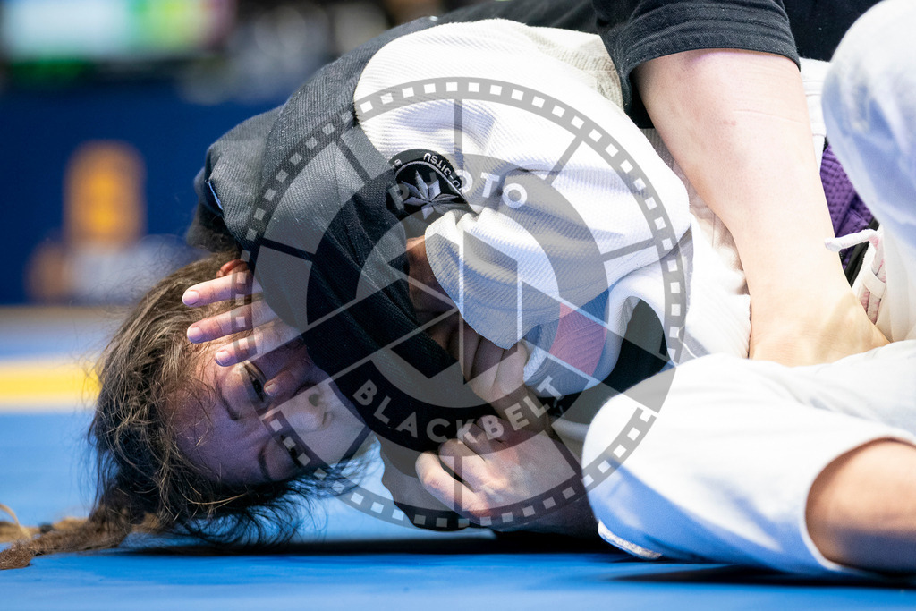 20240125PBB01421 | Fighters compete during the sixth day of the Brazilian Jiu-jitsu European Championship of the IBJJF in Paris, France, on January 25, 2024.
