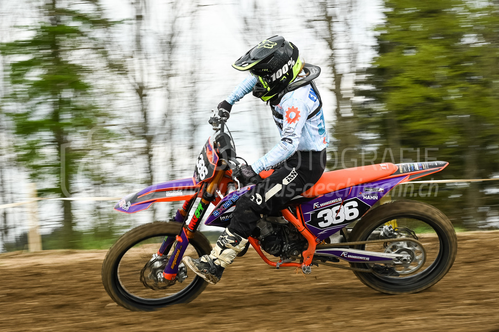 Motocross Schlatt bei Winterthur - 30. April 2023 | #386 Engesser Eilyn aus St.Margarethen (CH) auf KTM SX 125 in der Kategorie Swiss MX Women Cup am Motocross Schlatt bei Winterthur, 30. April 2023. 
Instagram: @mx_schlatt | @mc_wila | @sam_schweiz
Bild: Sportfotografie Markus Aeschimann | www.markus-aeschimann.ch - Realisiert mit Pictrs.com