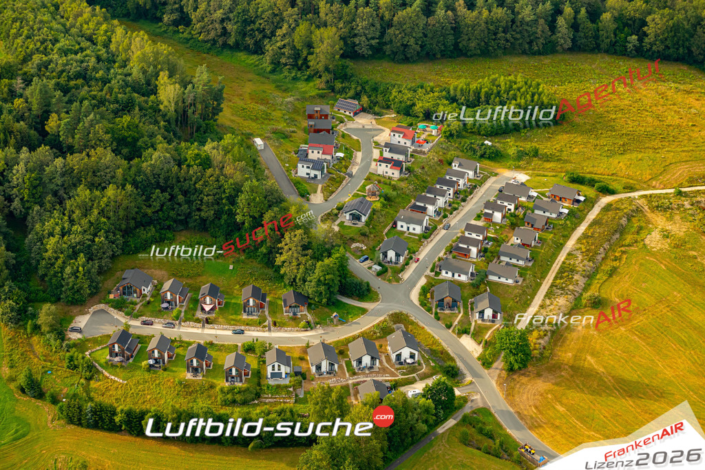 Das Luftbild zeigt : Obernsees Mistelgau - Die Luftaufnahme wurde 2024 vom UL-Flugzeug aus erstellt ( keine Drohne ) - Hochauflösende Luftaufnahme - Für grossformatige Ausdrucke geeignet. Die Geschenkidee !Mit Lizenz und Bildrechte bestellbar