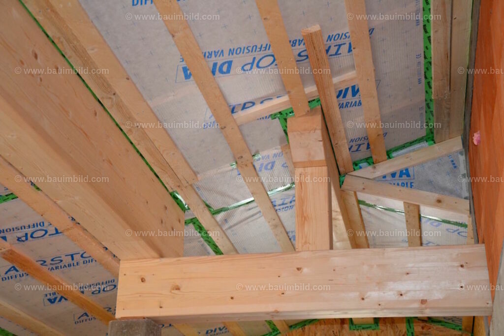 bib-lg13-holzbau-ausbau-0005 | Nach LV-Leistungsgruppen sortierte Detailfotos über den Bau eines Hauses. Alle Hausbau-Bilder direkt vom Urheber und Autor der Website Haus-Selber-Bauen.com