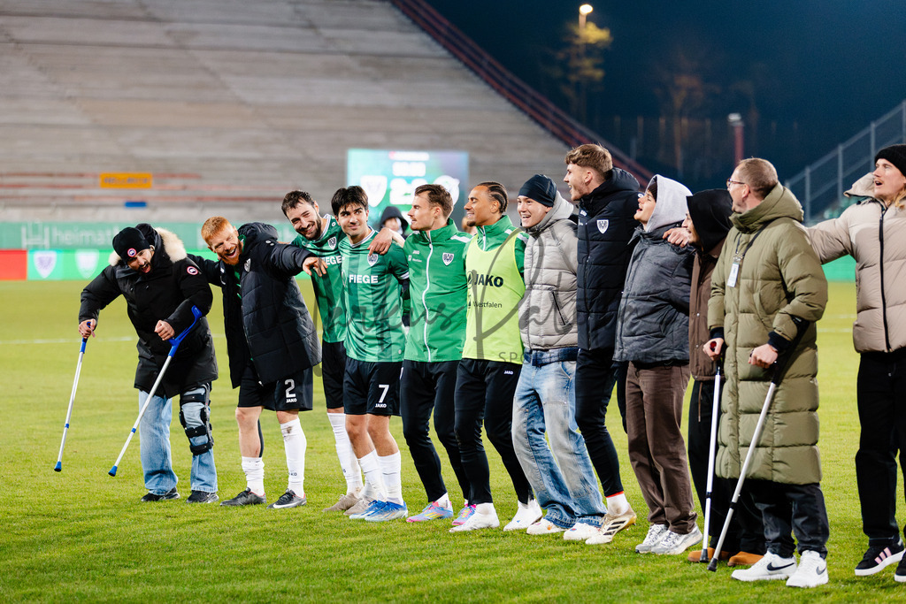 2. Bundesliga, Saison 2025/26, 15. Spieltag: SC Preußen Münster - Hannover 96 | Münster, 05.12.2025: 2. Bundesliga, 15. Spieltag, SC Preußen Münster gegen Hannover 96 im LVM-Preußenstadion in Münster. Foto: sportfotografie.ms | Markus Paletta - Realisiert mit Pictrs.com