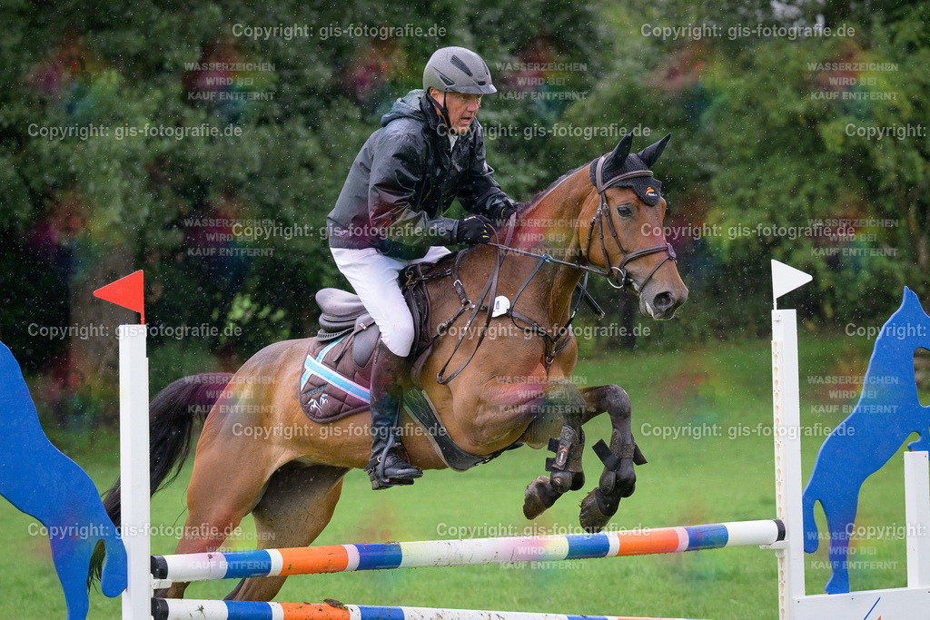 147_Battenberg_Bodo_Chanel-de-Fly_A1_Springen_250802_07 | gis-fotografie