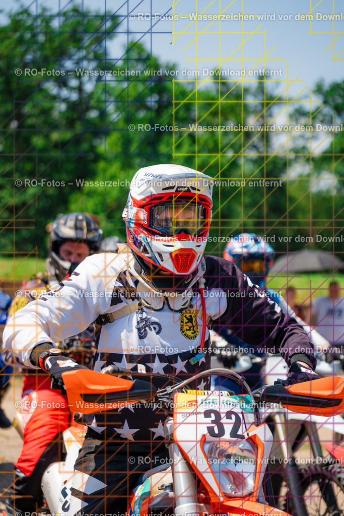 5 Lauf Schlüchtern IGE 2026-82 | Sportfotografie von RO-Fotos: Motorsport, Motocross, Enduro, Laufveranstaltungen und Triathlon. Professionelle Fotos von Sportlern und Events. - Realisiert mit Pictrs.com