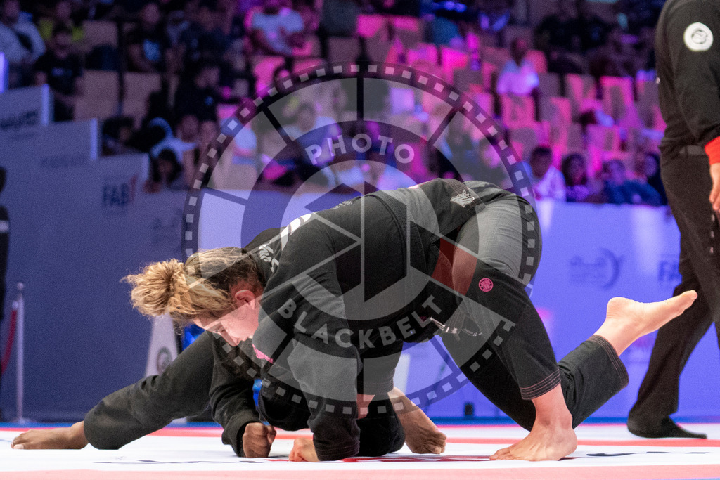 20231108PBB1542 | Fighters compete during the AJP World Professional Championship in the Mubadala Arena in Abu Dhabi, Arab United Emirates, on November 8, 2023.