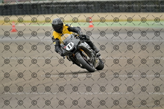 25bt05-1373 | markuskiefer.com - Realisiert mit Pictrs.com