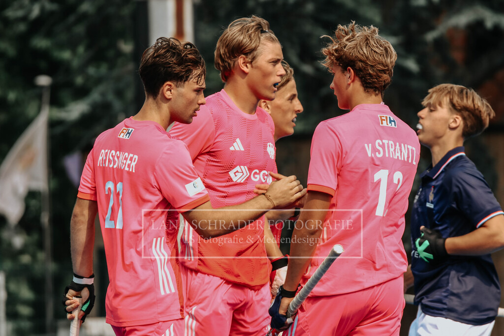 EM_MU18_F_GER-FRA_Lille_bearbeitet (125 von 433) | lanaschraderfotografie - Realisiert mit Pictrs.com