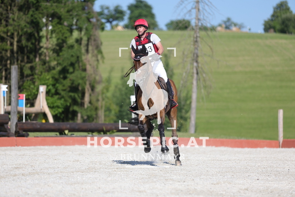 0P6A6440 | Willkommen bei Brunnmayr - Design & Fotografie – Ihrem Spezialisten für Reitturniere und Pferdeveranstaltungen in Oberösterreich, Salzburg und Bayern! Seit über 17 Jahren sind wir leidenschaftlich dabei.