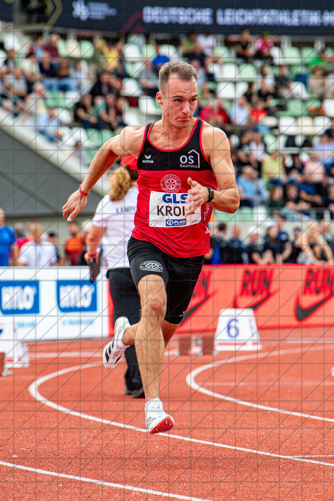 DIE FINALS 2025 | Dt. Leichtathletik Meisterschaft | Halbfinalläufe 400m Herren | Dammermann und Kroll mit unterschiedlichen Ergebnissen und Erfolgen in den Halbfinalläufen.  //  02.08.25: DIE FINALS 2025 | Dt. Leichtathletik Meisterschaft | Halbfinalläufe 400m Herren / Dresden / Deutschland  //   CREDIT:www.bullenfotos.de, Martin König, Hörner Weg 40, D-49078 Osnabrück, +4917663732967 // Nutzung und Weitergabe nur zu den vereinbarten Zwecken. Presseanfragen an Ersteller. Alle Rechte beim Ersteller. Honorierung nach MFM. - Realisiert mit Pictrs.com