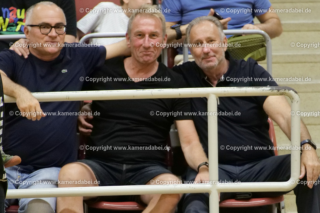 Handball : Benefizspiel : RWO/Tus 87/97 Alstaden gegen HSG Krefeld am 24.07.2026 in der Willy Jürissen Halle Oberhausenj | Handball : Benefizspiel : RWO/Tus 87/97 Alstaden gegen HSG Krefeld am 24.07.2026 in der Willy Jürissen Halle Oberhausen - Realisiert mit Pictrs.com