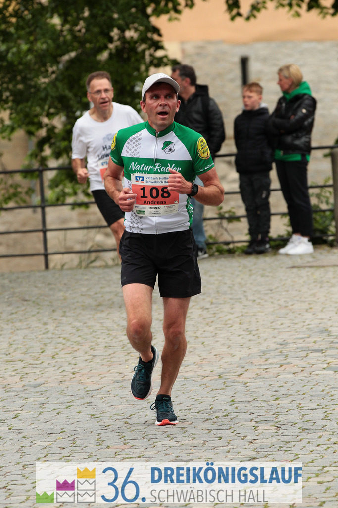 VR Bank Hauptlauf 10km | 3königslauf 2022 VR Bank Hauptlauf - Realisiert mit Pictrs.com