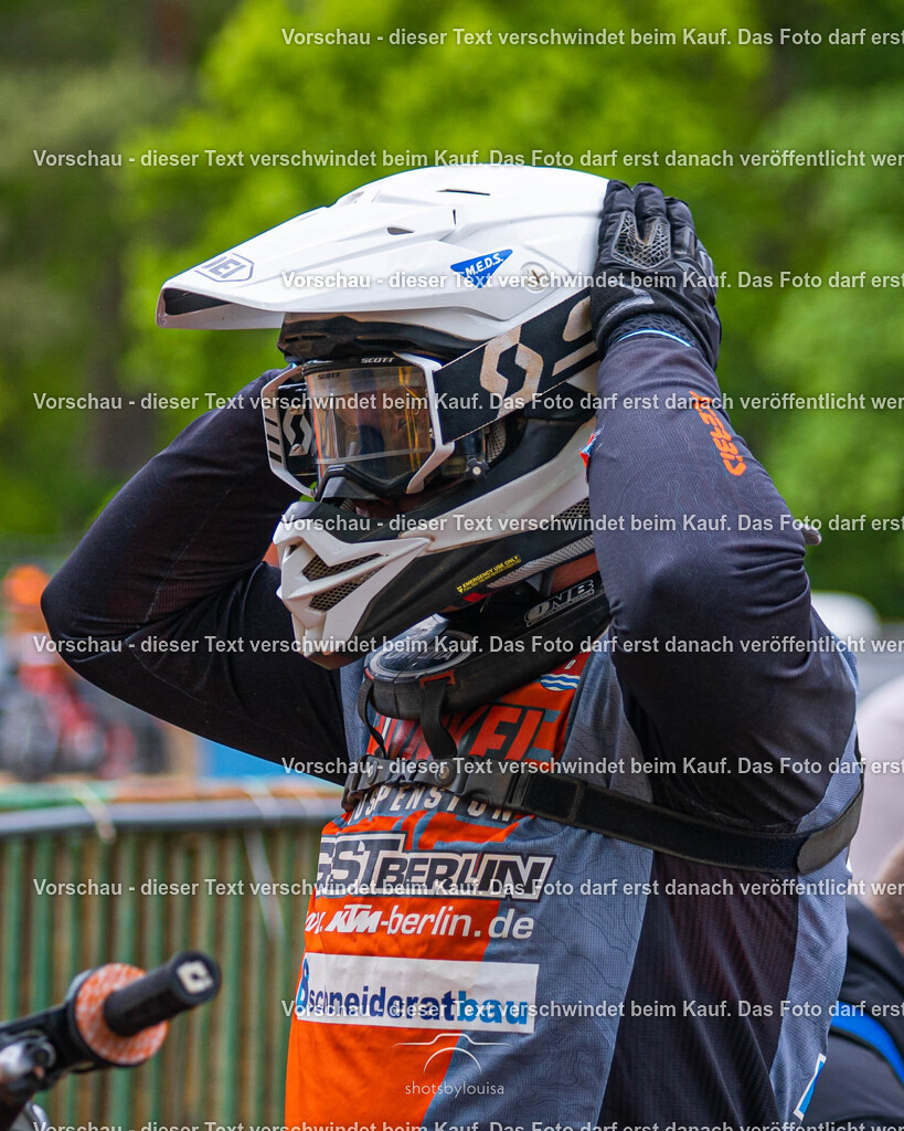 05_17_GroßGlienicke_clubsport-1409 | Sportfotografin aus Berlin-Brandenburg mit Fokus auf Motocross. Ich halte deine sportliche Leistung und echte Emotionen auf und neben der Strecke professionell fest. Entdecke die Fotos von deinem Rennen und bestelle sie direkt hier im Shop.