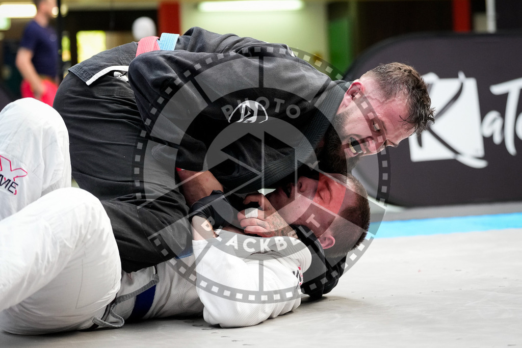 20250920PBB1948 | Athletes compete during the AJP Tour Hamburg International Jiu-Jitsu Championship, on September 20, 2025 in Hamburg, Germany. © Chiara Dazi / photoblackbelt