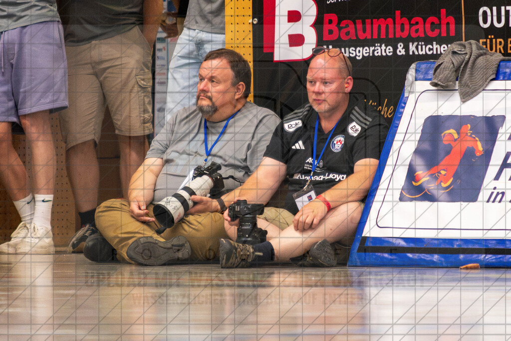 IHC 2026 - HC Hamburg vs. HØJ Elite | Fotograf; IHC 2026 - HC Hamburg vs. HØJ Elite am 07.08.2026 in Sporthalle KGS, Schneverdingen - Realisiert mit Pictrs.com