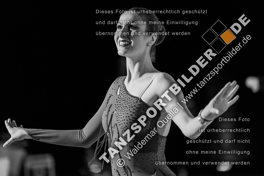 20250503-01026 | Hier finden Sie Tanz Bilder vom Latein und Standard Formationen tanzen. Sportbilder vom Tanzsport. Schöne Fotos und von Weltmeisterschaft, Europameisterschaft, Bundesliga, Regionalliga, Oberliga und Landesliga sowie von GOC Stuttgart, DanceComp, WM Bremen