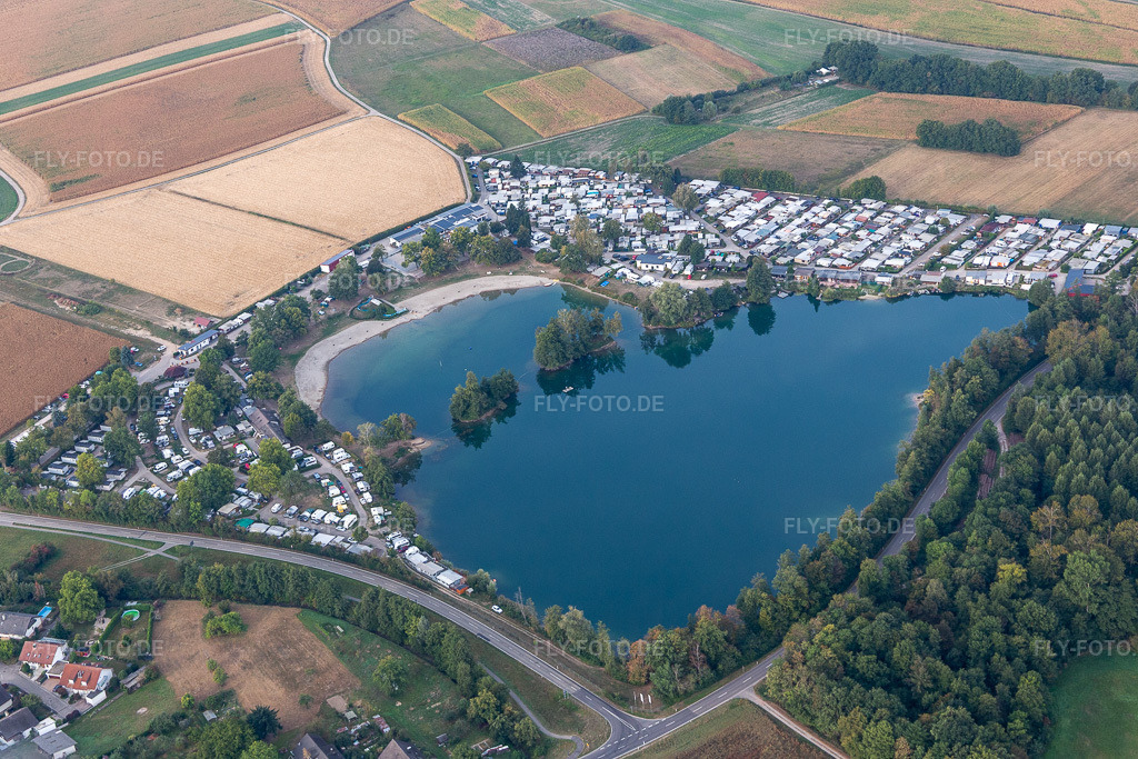 Luftbild: Wohnwagen und Zelte- Campingplatz - und Zeltplatz Adam oHG im Ortsteil Oberbruch in Bühl im Bundesland Baden-Württemberg in Deutschland. Foto: IMG_008803.jpg vom 20.09.2020 durch Werner Riehm/FLY-FOTO.de