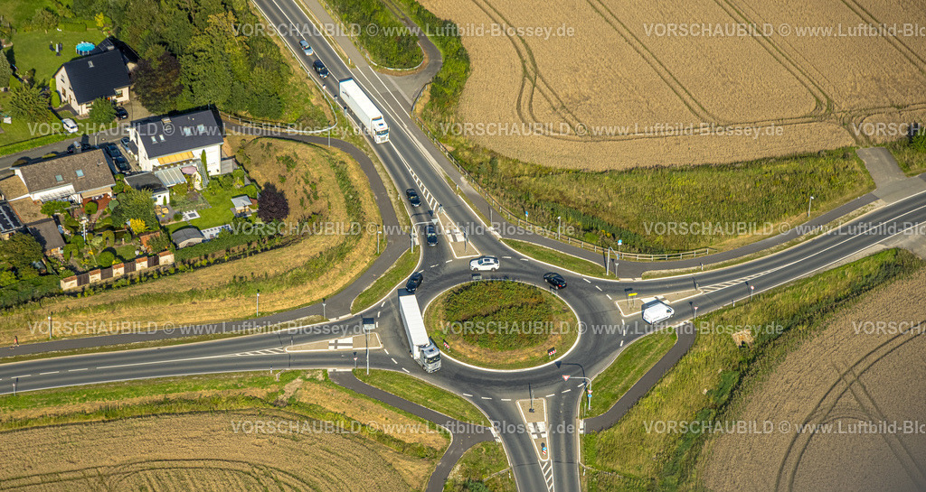 Beckum230805606 | Luftbild, Kreisverkehr Bundesstraße B58 und Vorhelmer Straße, Roland, Beckum, Münsterland, Nordrhein-Westfalen, Deutschland