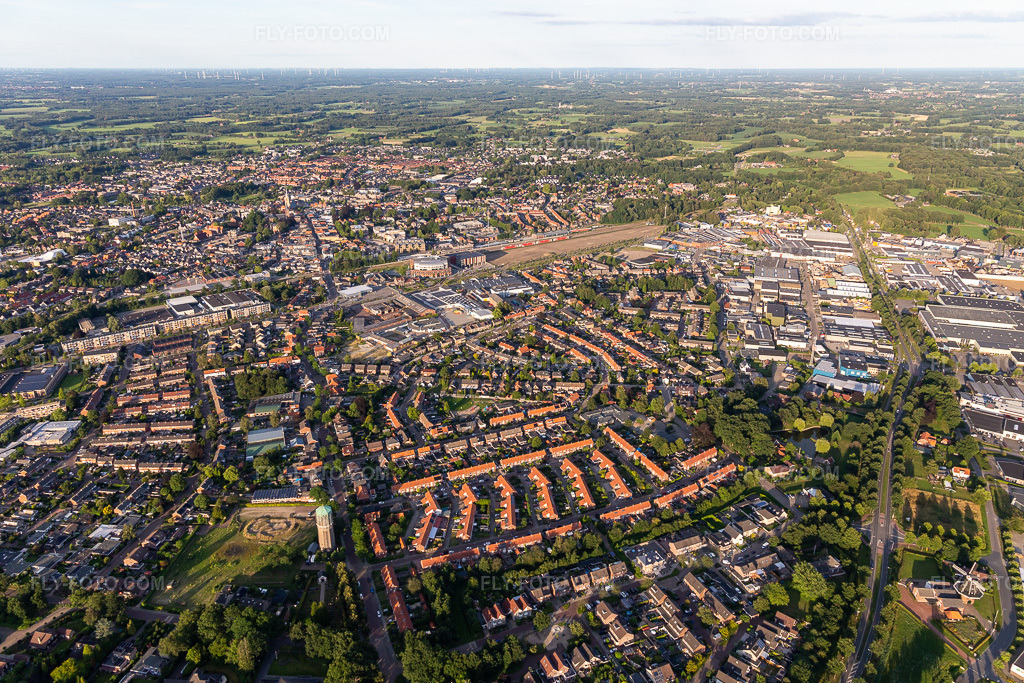 Aerial view: View of the town in Winterswijk in the state Gelderland, Netherlands. – Photo: IMG_007998.jpg taken on 07/12/2020 by Werner Riehm/FLY-FOTO.com – Resolution of the original: 5472 x 3648 px