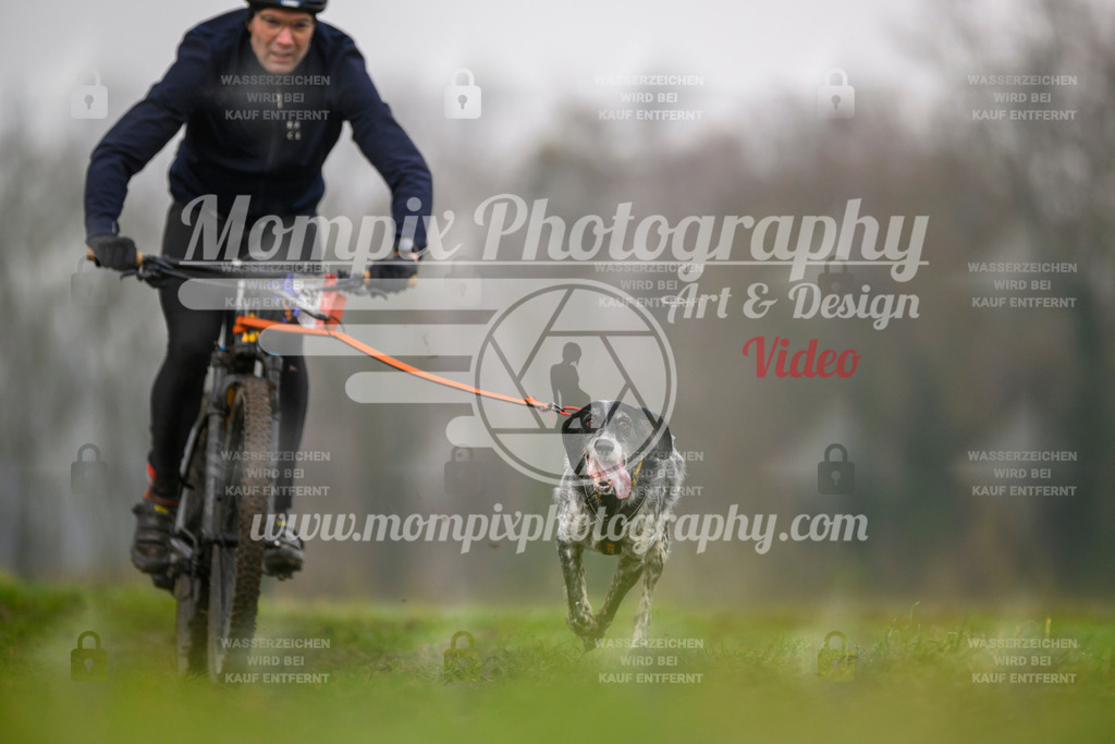MompixPhotography_CDF2023_FFST_Di_Bike1-91 | PayLife