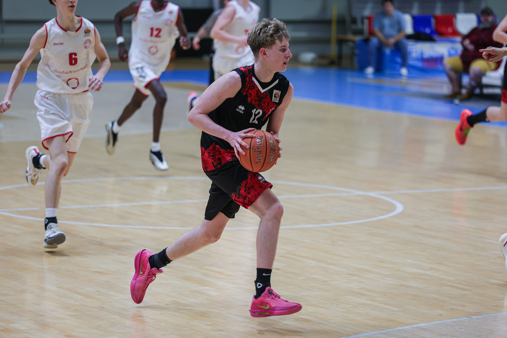 JBBL BAYER GIANTS @ BBV Rheinstars Köln-92 | Fotos von Basketballspielen aus dem Raum NRW fotografiert von Gero Mueller-Laschet und Daniel Schaefer - Realisiert mit Pictrs.com