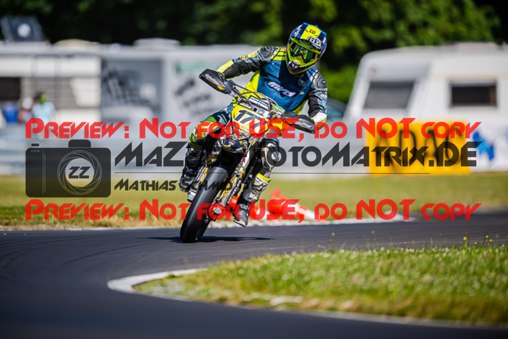 MaZZes_FotoMatrix_220702_1342 | S1