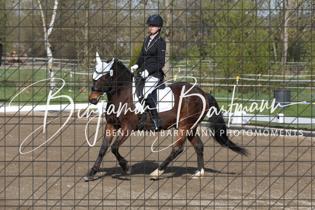 AZ2A2697 | Benjamin Bartmann Photomoments