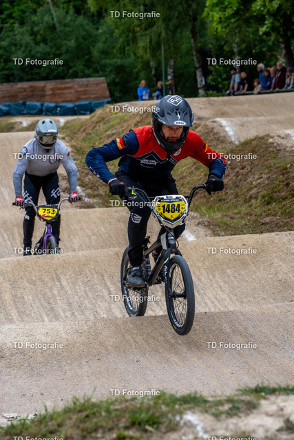 BayBMX2026-05652 | Fotogalerie von Thomas Dettweiler mit Eventbildern und lizenzfreien Fotos. Perfekt als Wandbild, für Büro, Website oder private Nutzung. - Realisiert mit Pictrs.com