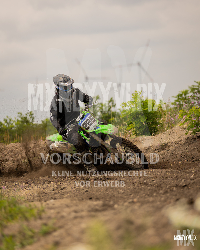 866A1533 | mxndyyvipix