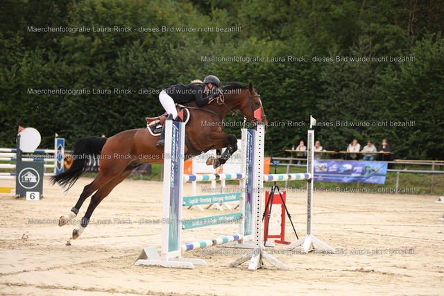 HG9A0788 | laurarinckfotografie - Realisiert mit Pictrs.com