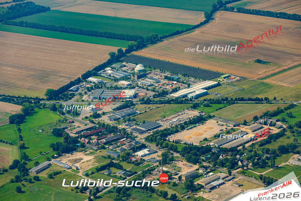Schöne Luftaufnahme als Geschenk in Gewerbegebiet Osterburg - Die Luftbildaufnahme wurde 2025 vom UL-Flugzeug heraus erstellt ( keine Drohne ) - Hochauflösende Luftaufnahme -Nicht vergleichbar mit Google Maps oder Satelittenbilder- Die Geschenkidee !Mit Lizenz und Bildrechte bestellbar