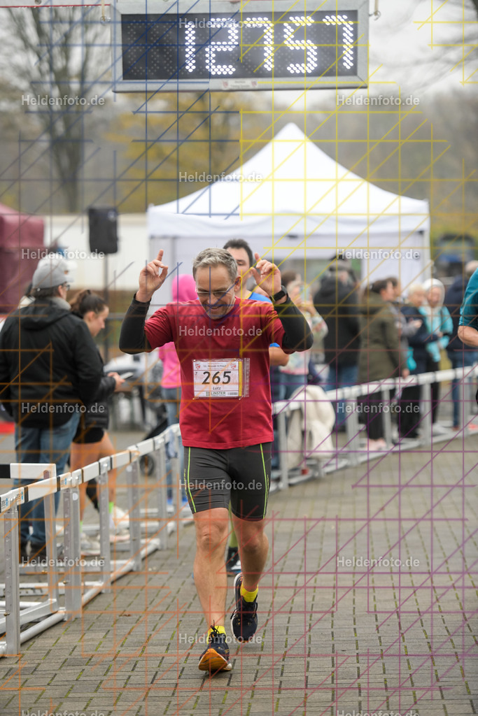 Neusser Erftlauf 2025  | 15km Neusser Erftlauf 2025 Foto: Heldenfoto.de