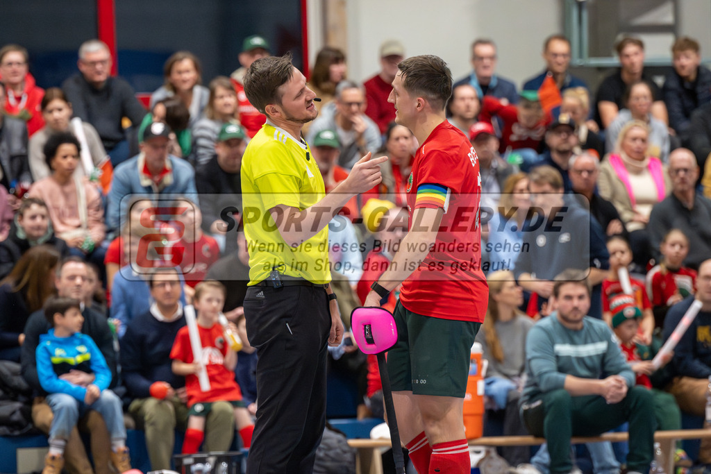 SFE_20260131_0147 | Mönchengladbach, Deutschland, 31.01.26: Hallenhockey 1. Bundesliga Herren Playoff zwischen Crefelder HTC - UHC Hamburg im GHTC Halle am 31.01.2026 in Mönchengladbach, Deutschland. (Foto von Stephan Fehrmann)Mönchengladbach, Germany, 31.01.26: Hallenhockey 1. Bundesliga Herren Playoff between Crefelder HTC - UHC Hamburg in GHTC Halle at 31.01.2026 in Mönchengladbach, Deutschland. (Foto from Stephan Fehrmann)