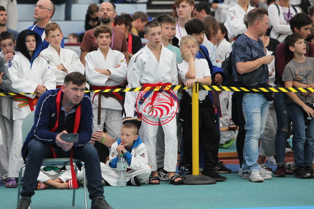 JT6F9910 | Fotos vom Adler Cup - Pictures from Adler Cup

Hier findet Ihr alle Eindrücke und großen Momente der Adler Cup Wochenenden. Here you will find all impressions and great moments of the Adler Cup weekends. - Realisiert mit Pictrs.com