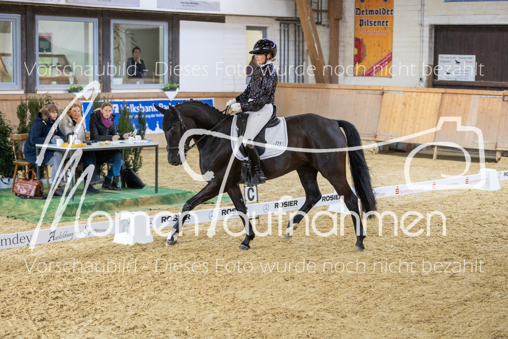 Sth-LPO25-L-Kür-152 | MomenTaufnahmen Pferdesportfotos