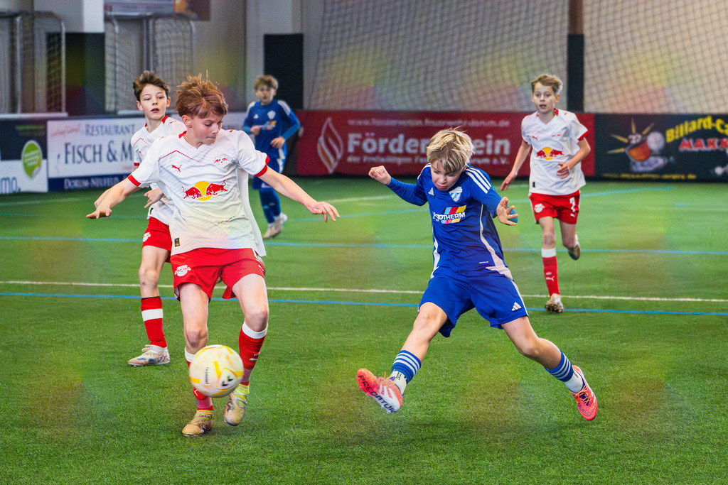 _BLR9540 | Professionelle Fußball- und Sportfotografie. Spielbilder online ansehen und kaufen – Einzelbilder oder komplette Galerien in hoher Qualität. - Realisiert mit Pictrs.com