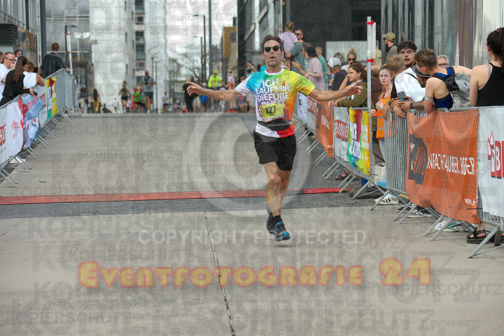 250920_1517_EX1_8779 | Sportfotografie im Rhein-Sieg Kreis, Köln, Bonn, NRW, Rheinland Pfalz, Hessen, etc. Unser Tätigkeitsfeld umfasst den Laufsport vom Volkslauf über den Marathon, Duathlon, Triathon bis zum Ultralauf wie Kölnpfad Ultra oder Schindertrail.