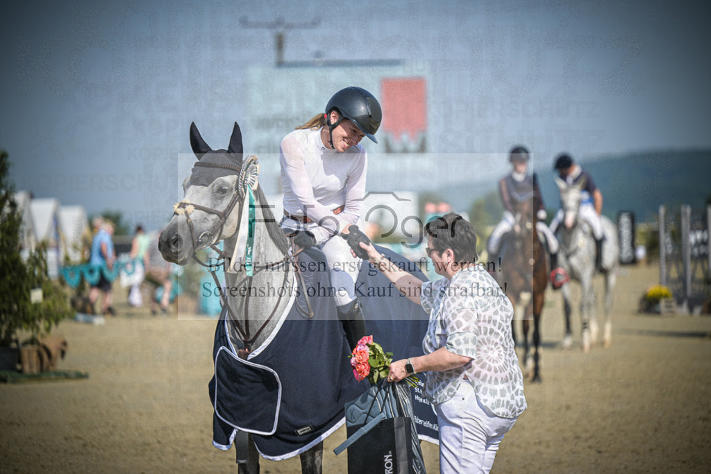 DOS_0050 | Entdecke hochwertige Reitturnierfotos von Foto Oger. Professionell, emotional und authentisch – jetzt Lieblingsmomente im Shop bestellen.Deutschlandweite Turnierfotografie. - Realisiert mit Pictrs.com