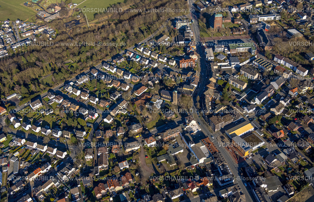 Castrop-Rauxel240106734 | Luftbild, Ortszentrum Ickerner Straße, Verkehrssituation, Wohngebiet mit kath. Kirche St. Antonius mit Marktplatz unnd Marktschule, evang. Christuskirche, Ickern, Castrop-Rauxel, Ruhrgebiet, Nordrhein-Westfalen, Deutschland