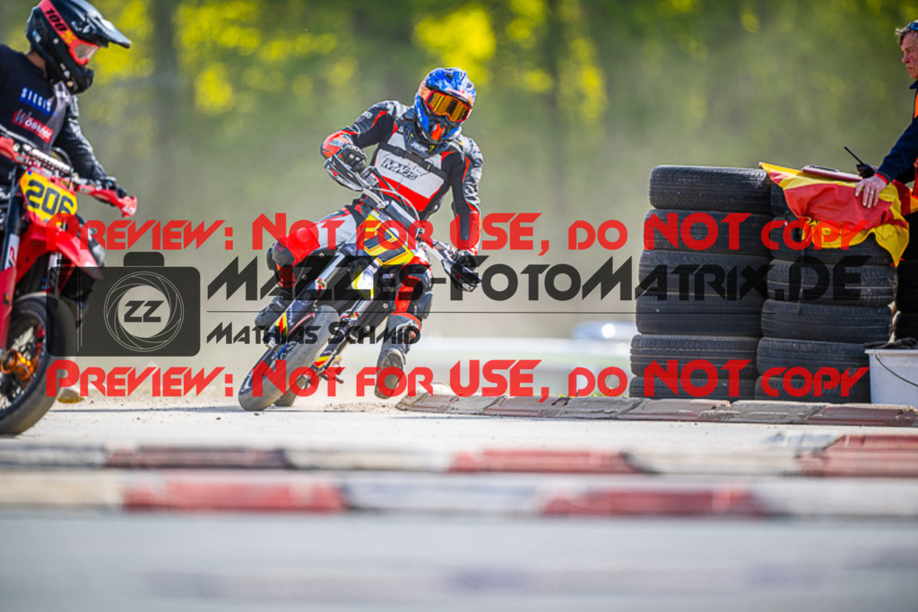 MaZZes_FotoMatrix_230506_2-413 | S1