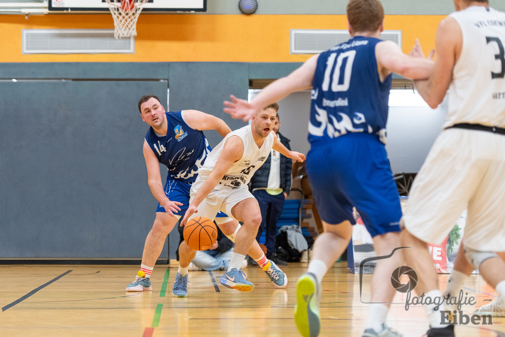 Wattworms Edewecht-Lions Ofenerdiek | Wattworms Edewecht (weiß)-Lions Ofenerdiek (blau) am 22.02.2026 in Edewecht (Heinz-zur-Jührden-Halle); Photo: Philip Eiben 2025 - Realisiert mit Pictrs.com