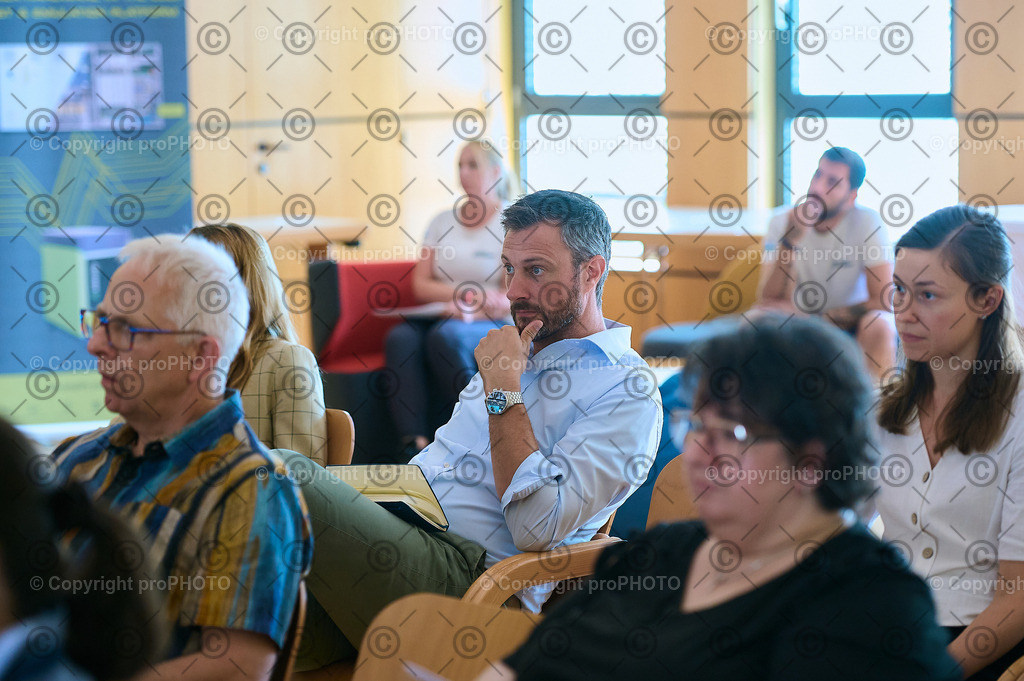 071_202509_EmployerBranding_NZ6_9820 | proPHOTO - Realisiert mit Pictrs.com