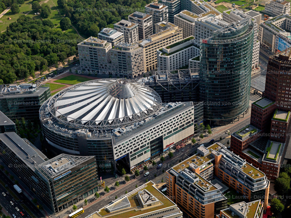 2790525 | Sony Center Berlin