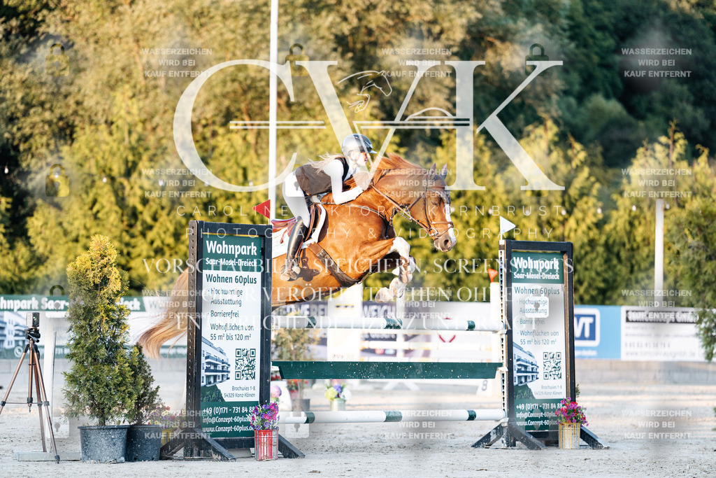CK901154 | Turnierfotografie Pferdefotografie Trier Rheinland-Pfalz Pferdesport Reitsport Tierfotografie Sportfotografie Pferdevideo Pferdevideografie Equestrianvideography equestrianphotography  - Realisiert mit Pictrs.com